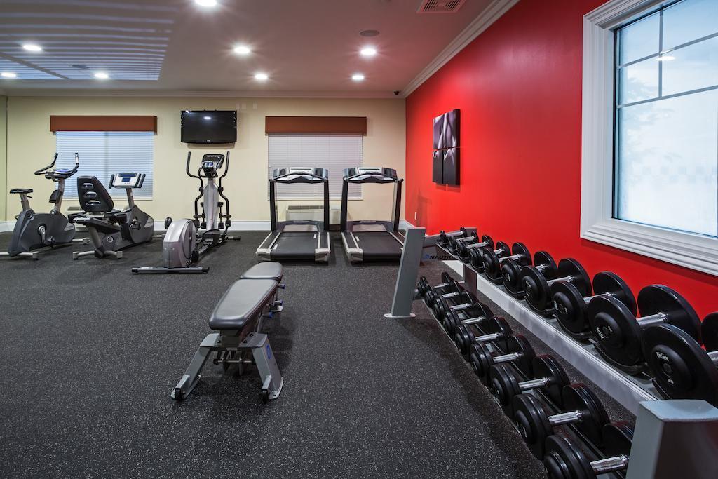 Country Inn & Suites By Radisson, Bloomington-Normal Airport, Il מתקנים תמונה