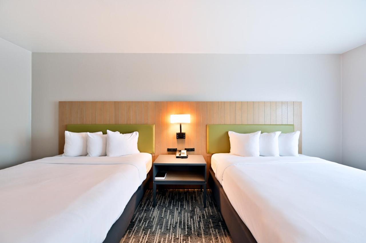 Country Inn & Suites By Radisson, Bloomington-Normal Airport, Il מראה חיצוני תמונה