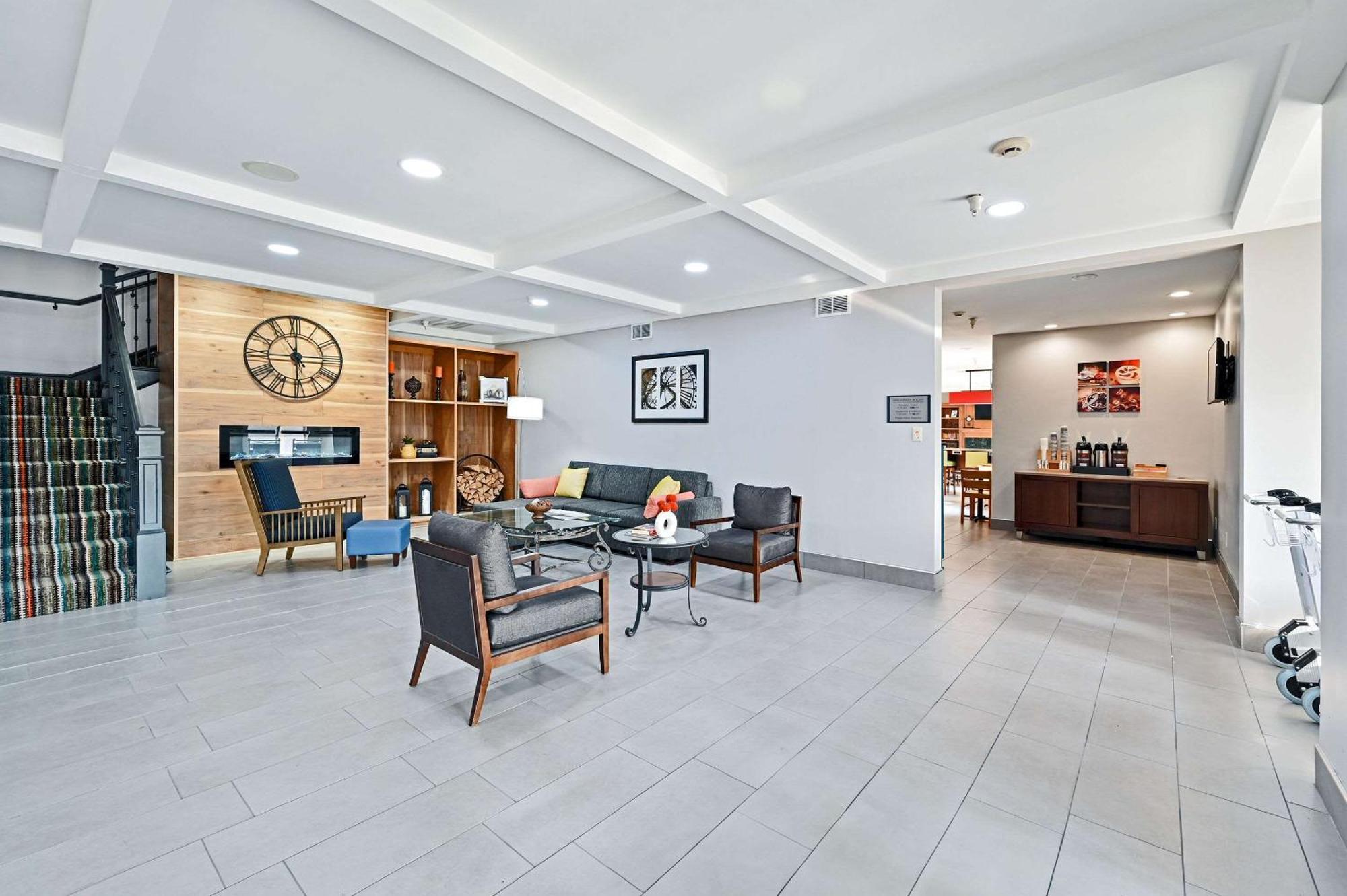 Country Inn & Suites By Radisson, Bloomington-Normal Airport, Il מראה חיצוני תמונה