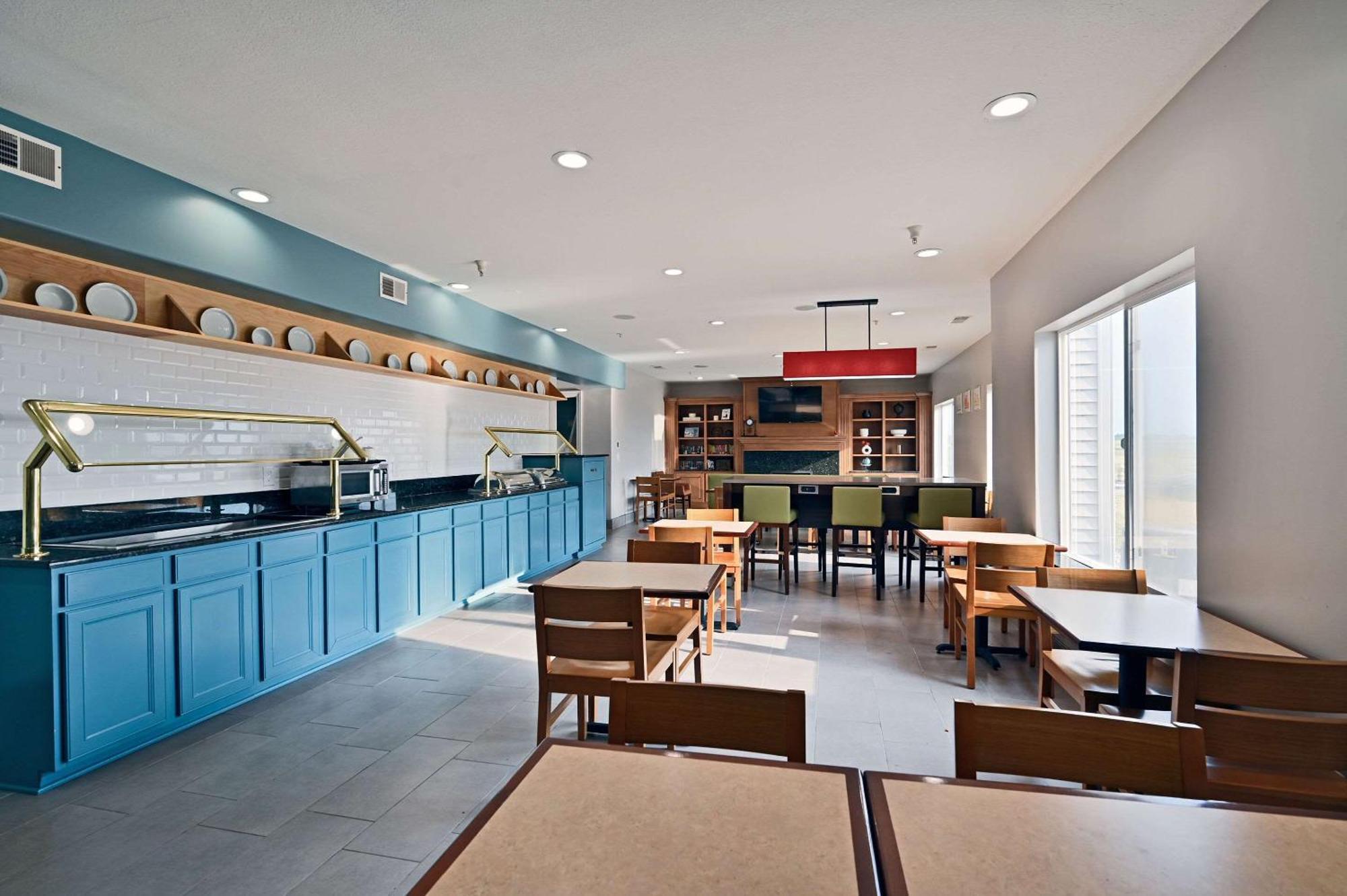 Country Inn & Suites By Radisson, Bloomington-Normal Airport, Il מראה חיצוני תמונה