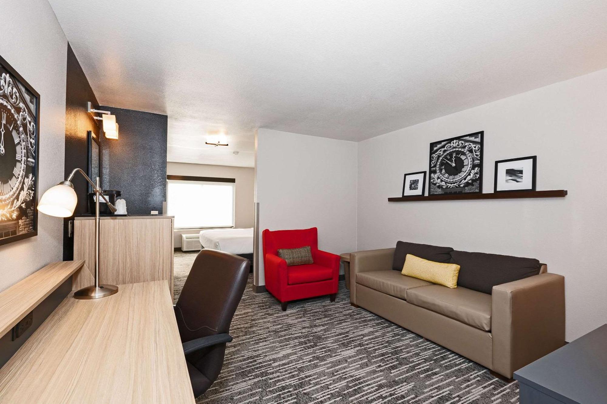 Country Inn & Suites By Radisson, Bloomington-Normal Airport, Il מראה חיצוני תמונה